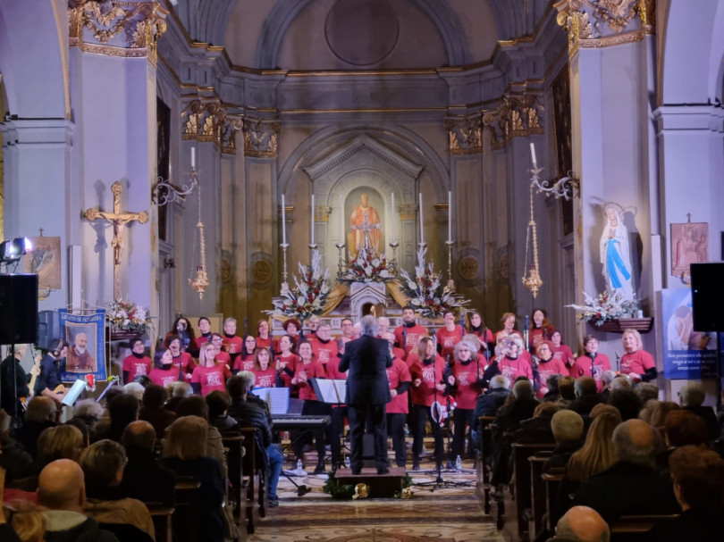 Pienone in Sant'Ilario per il San Bartolomeo Gospel Choir